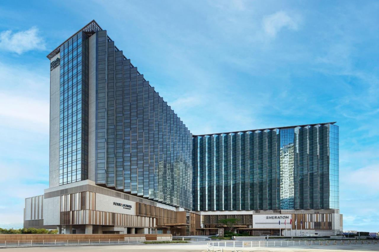 Four Points By Sheraton Hong Kong, Tung Chung Hotel 4*